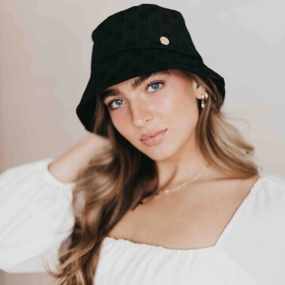 Black Clearwater Bucket Hat - Picture 1 of 2